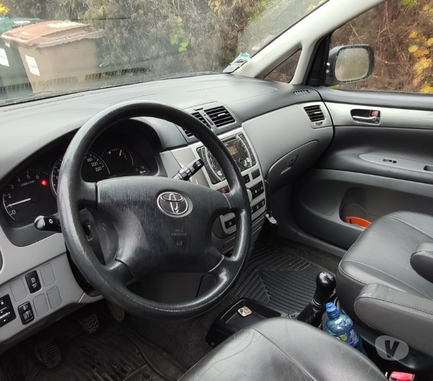 Autre Véhicules Occasion Seine-et-Marne St Germain sur Morin - 77860 - Photos Vivastreet A Vendre Toyota Avensis Verso D4D Diesel