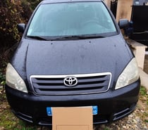 A Vendre Toyota Avensis Verso D4D Diesel