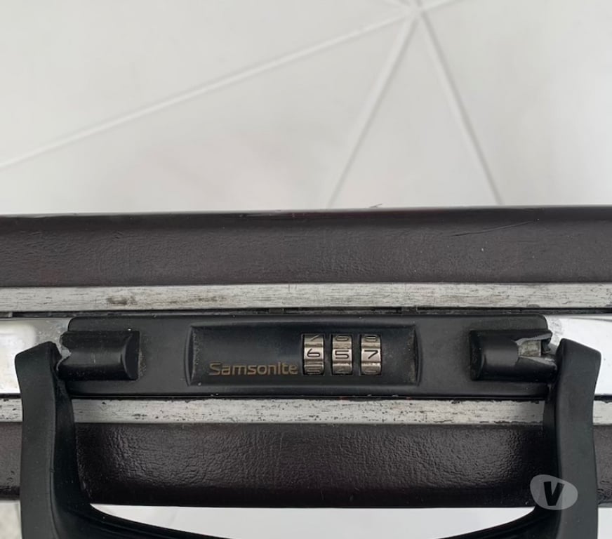 Accessoires - Bagagerie Essonne Bievres - 91570 - Photos Vivastreet Attaché case Samsonite vintage