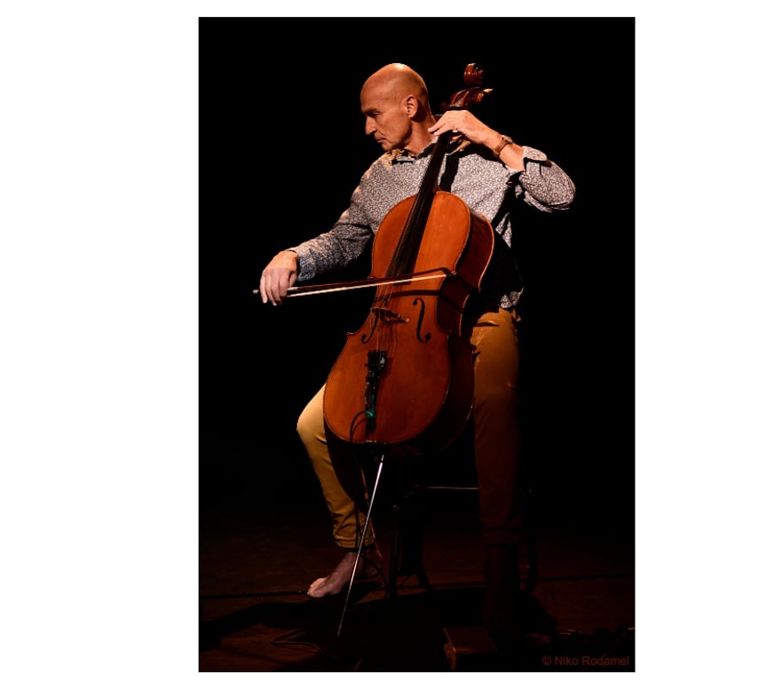 Spectacles Creuse Gueret - 23000 - Photos Vivastreet 2 places pour le spectacle " Renaissance " mardi à Guéret