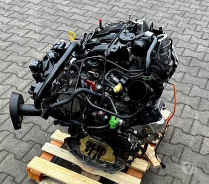 Pièces et services auto Paris 1er ardt Paris - Photos Vivastreet Moteur Renault 1.6 DCI code: R9M452 complet, garantie