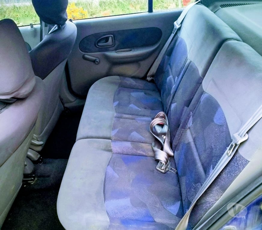 Voiture d'occasion Maine-et-Loire Le Fresne sur Loire - 49123 - Photos Vivastreet Renault Clio II 1.9D 65 – 1998