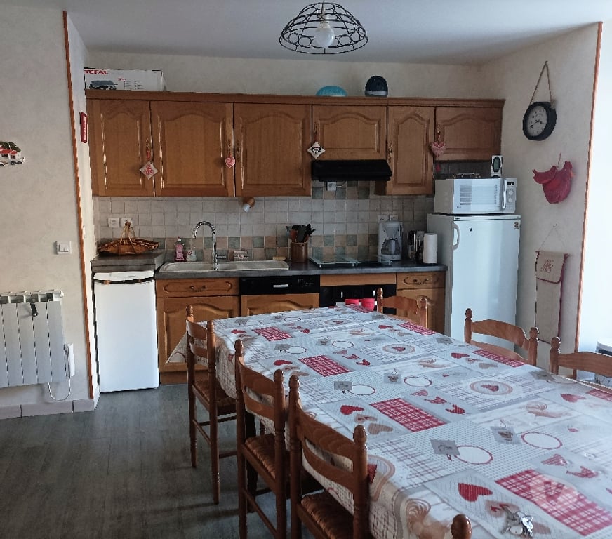 Appartement meublé Puy-de-Dôme Le Mont Dore - 63240 - Photos Vivastreet Apt T 3 vacances - cures centre du Mont Dore