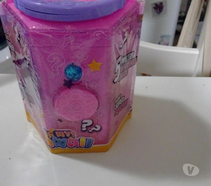 Jeux - Jouets Aurillac Cantal - Photos Vivastreet 10€ Mystery castle with Squishi animals (Toy Global)