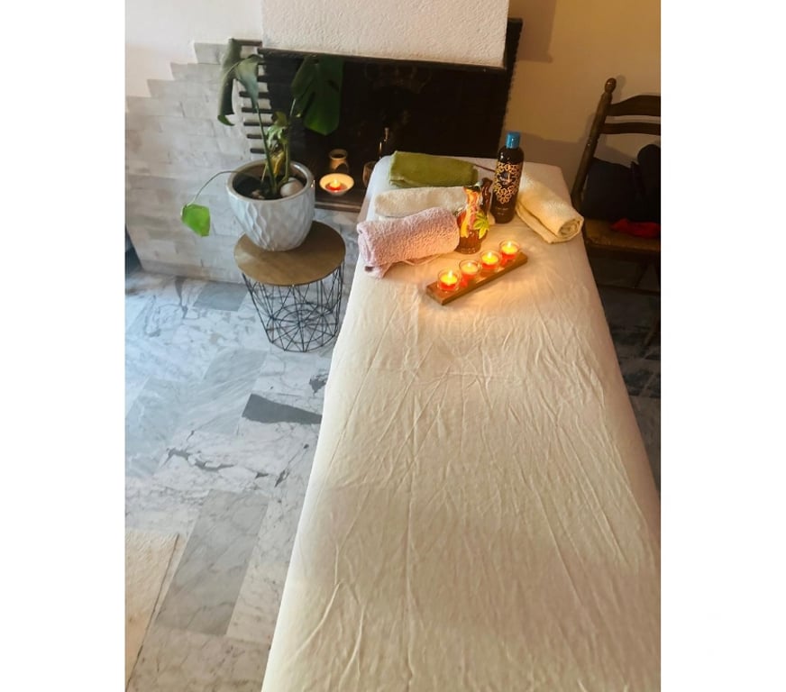Massages Alpes-Maritimes Menton - 06500 - Photos Vivastreet Kamila masseuse