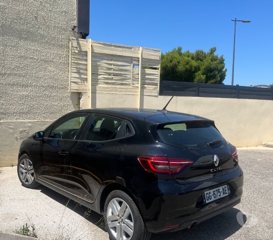 Voiture d'occasion Pyrénées-Orientales Perpignan - Photos Vivastreet Clio 5 Anne 2022