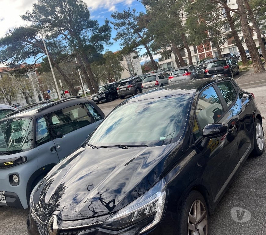 Voiture d'occasion Pyrénées-Orientales Perpignan - Photos Vivastreet Clio 5 Anne 2022