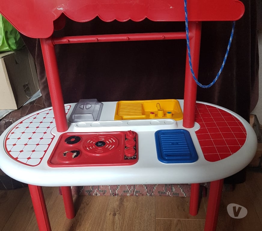 Jeux - Jouets Essonne Juvisy sur Orge - 91260 - Photos Vivastreet cuisine smoby 1985 et ses accessoires