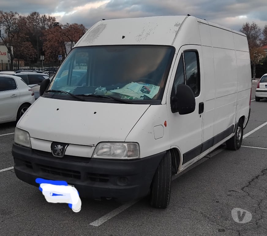Véhicules commerciaux & utilitaires d'occasion Bouches-du-Rhône Marignane - 13700 - Photos Vivastreet Boxer 2006 Peugeot