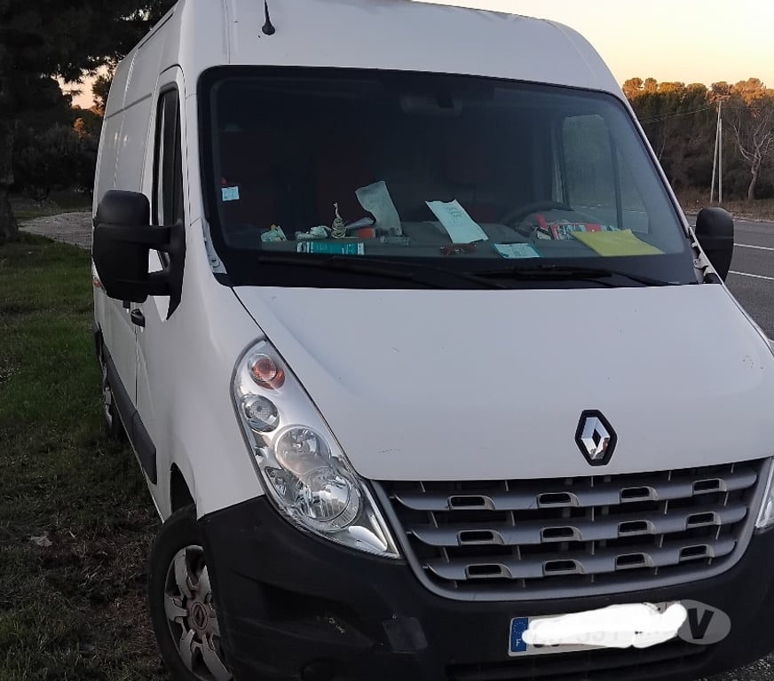 Véhicules commerciaux & utilitaires d'occasion Bouches-du-Rhône Marignane - 13700 - Photos Vivastreet Master renault 2012