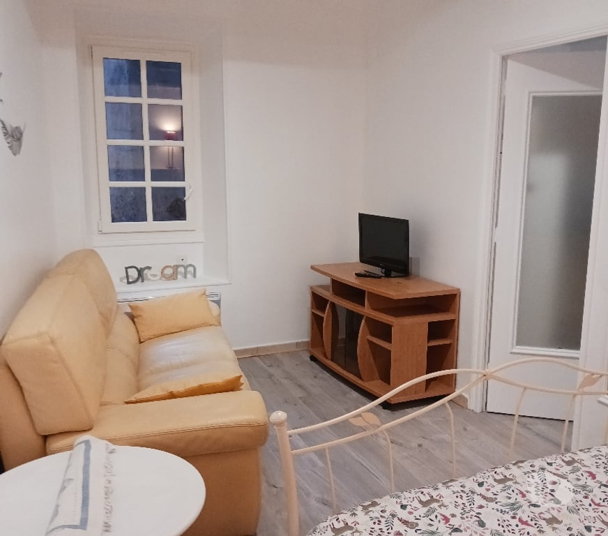 Appartement meublé Alpes-Maritimes Grasse - 06130 - Photos Vivastreet 2 pièces meublé