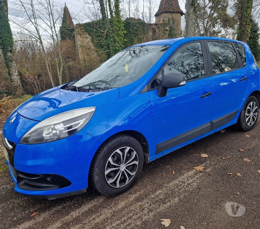 Voiture d'occasion Isère Villefontaine - Photos Vivastreet Scenic 3 dci 2012 authentique