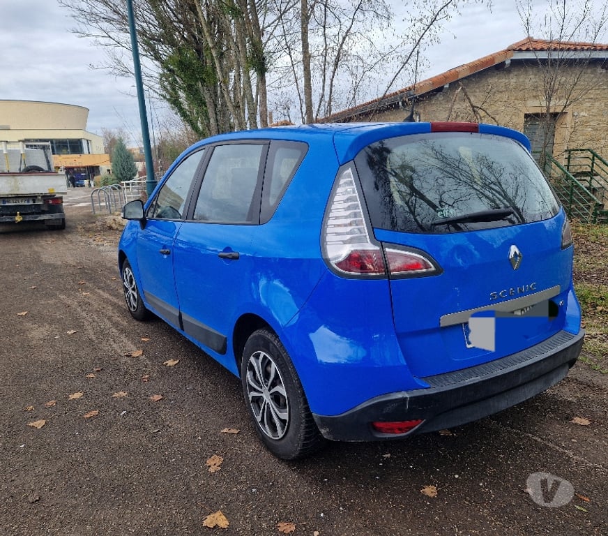 Voiture d'occasion Isère Villefontaine - Photos Vivastreet Scenic 3 dci 2012 authentique