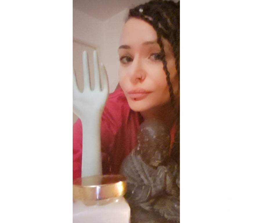 Massages Bouches-du-Rhône Marignane - 13700 - Photos Vivastreet Massage tantrique 4 mains