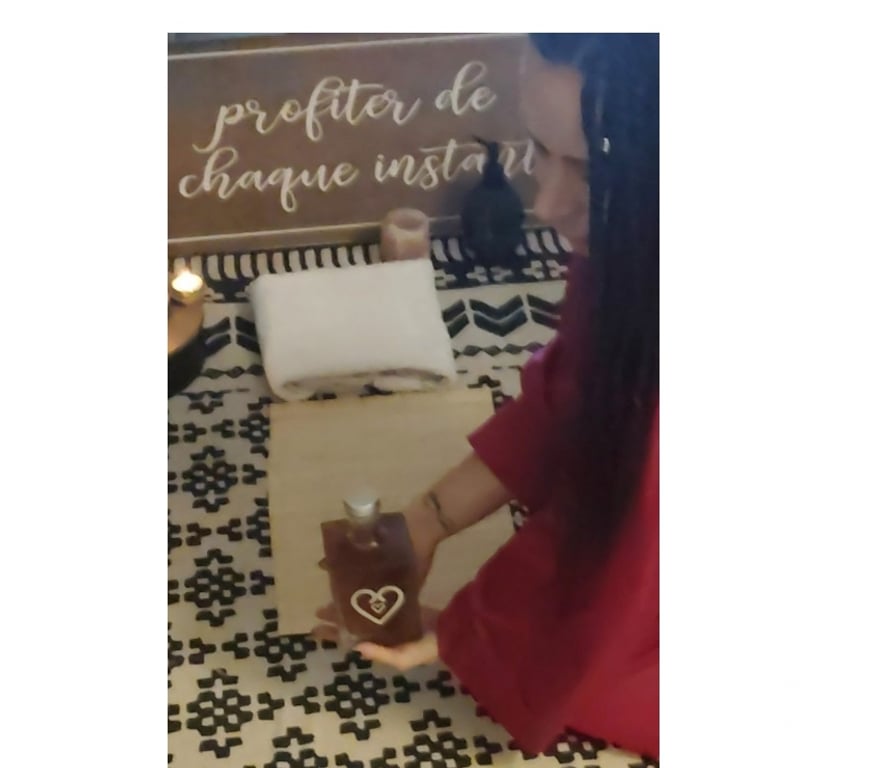 Massages Bouches-du-Rhône Marignane - 13700 - Photos Vivastreet Massage tantrique 4 mains