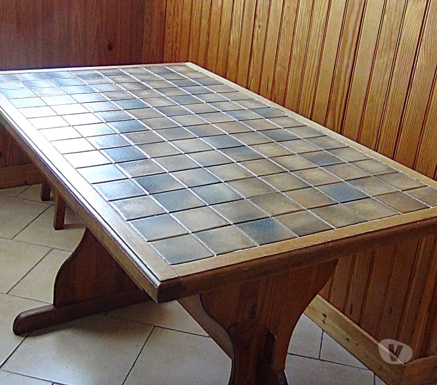 Ameublement & art de la table Maine-et-Loire Angers - Photos Vivastreet Une table de cuisine