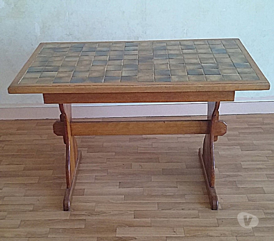 Ameublement & art de la table Maine-et-Loire Angers - Photos Vivastreet Une table de cuisine