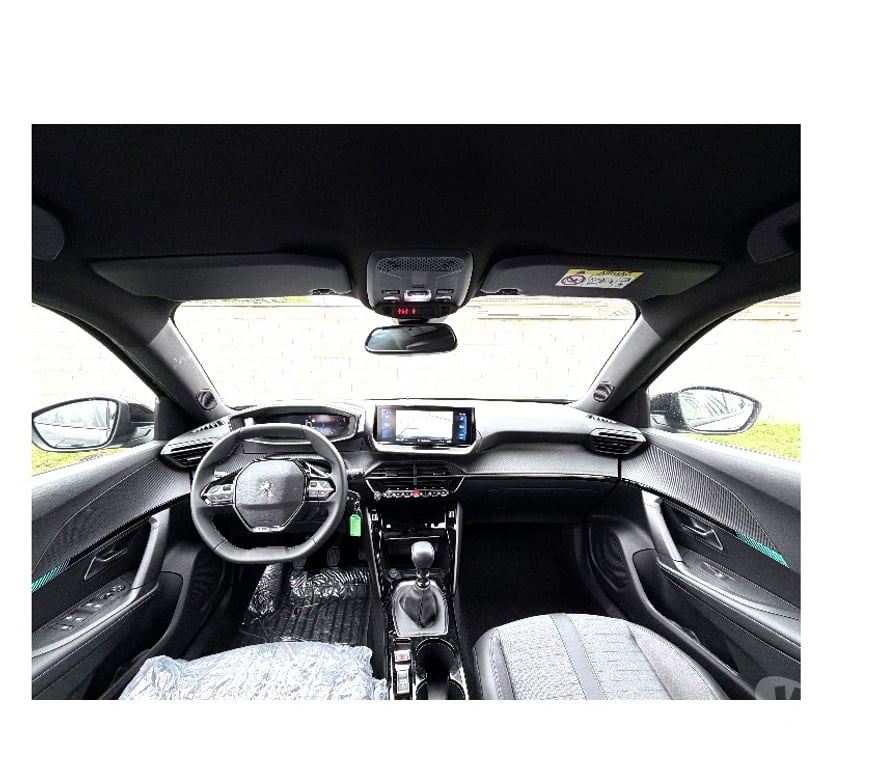 Voiture d'occasion Oise Nogent sur Oise - 60180 - Photos Vivastreet PEUGEOT 2008 ALLURE PARK 130 CH ESSENCE AN 2023 840 KM