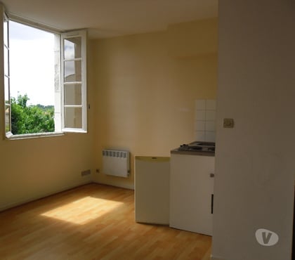 Location appartement Angouleme Charente - Photos Vivastreet studio très lumineux 22m²