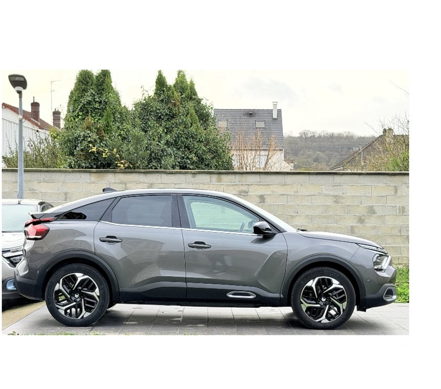 Voiture d'occasion Oise Nogent sur Oise - 60180 - Photos Vivastreet CITROEN C4 SHINE 130CH AUTOMATIQUE AN 2023 10970 km