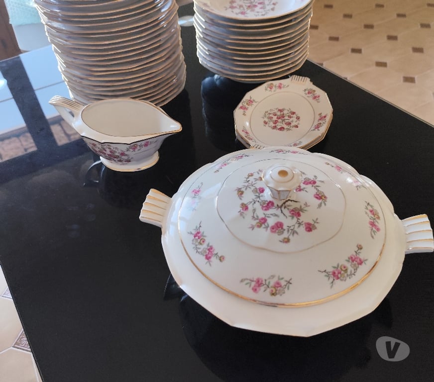 Ameublement & art de la table Bouches-du-Rhône Simiane Collongue - 13109 - Photos Vivastreet Joli service de table