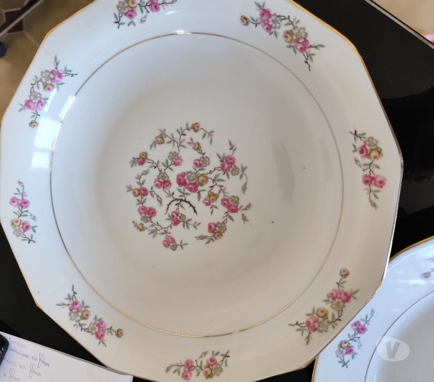 Ameublement & art de la table Bouches-du-Rhône Simiane Collongue - 13109 - Photos Vivastreet Joli service de table