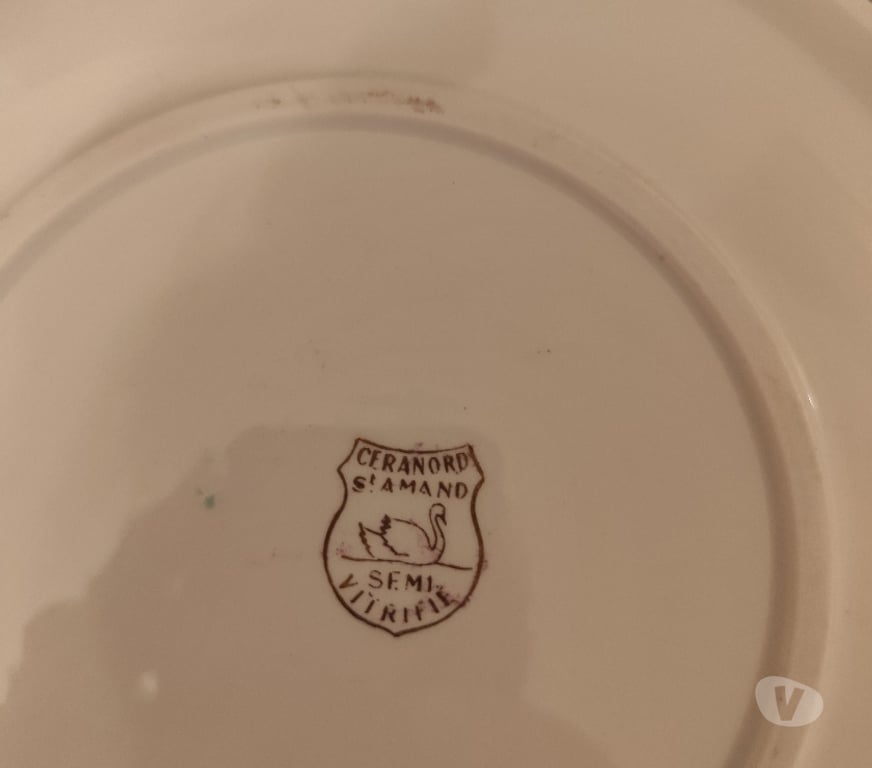 Ameublement & art de la table Bouches-du-Rhône Simiane Collongue - 13109 - Photos Vivastreet Service à gâteau