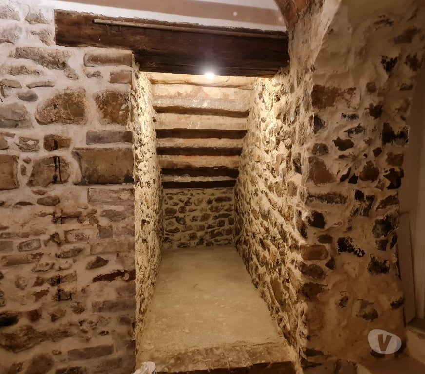 Vente Maison Gard Tornac - 30140 - Photos Vivastreet Grande maison familiale en pierres, 3 appartements indép