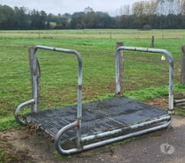 Luge de dressage pour chevaux