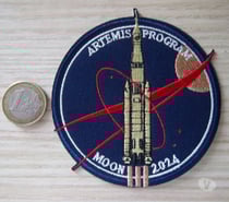écusson programme Artemis NASA 2024 lune