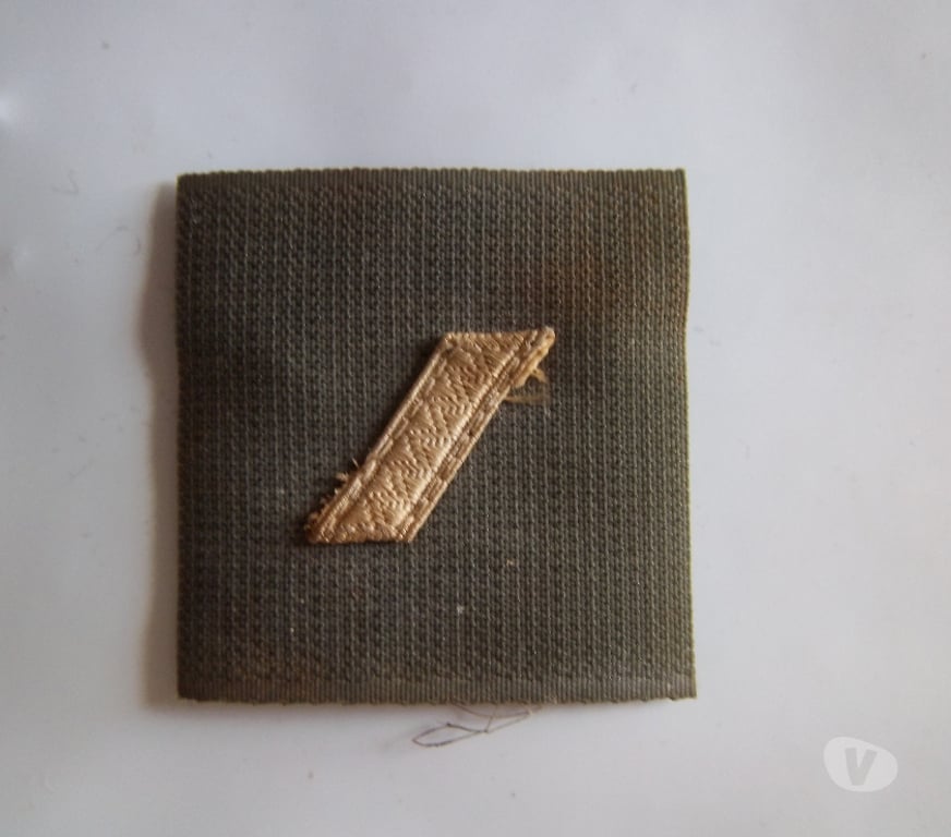 Collection Manche Valognes - 50700 - Photos Vivastreet galon militaire sergent insigne de poitrine