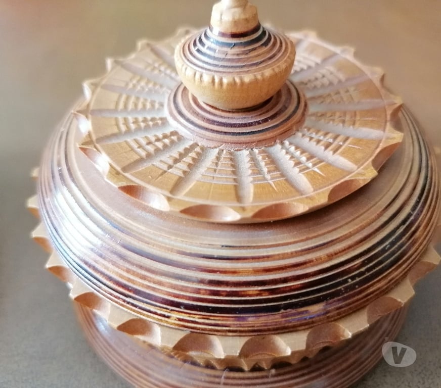 Décoration - art Pyrénées-Orientales Perpignan - Photos Vivastreet Boîtes bois sculptées annie66