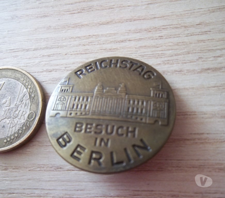 Collection Manche Valognes - 50700 - Photos Vivastreet épinglette broche insigne REICHSTAG BESUCH IN BERLIN