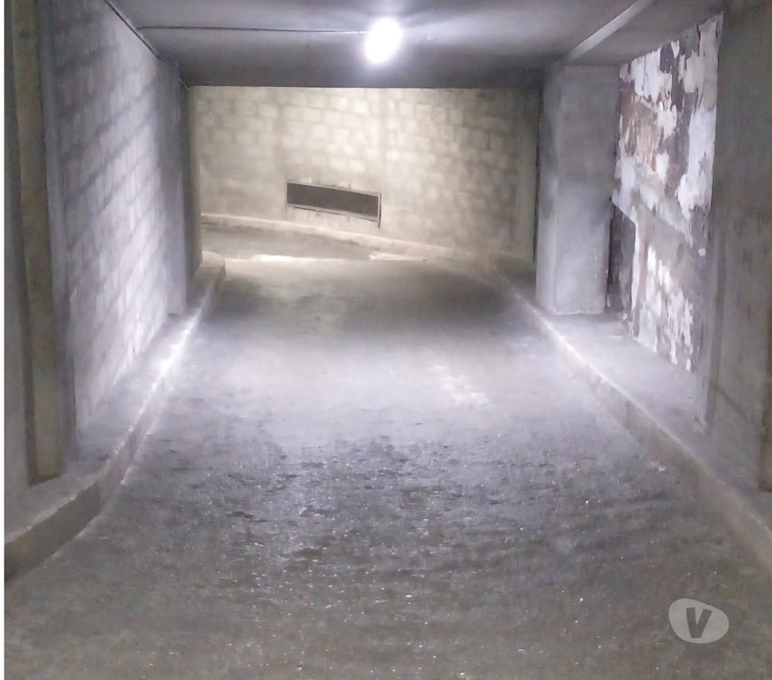 Parkings - Garages Paris Paris 10ème ardt - 75010 - Photos Vivastreet Location parking pour moto rue d'Enghien, Paris 10ème