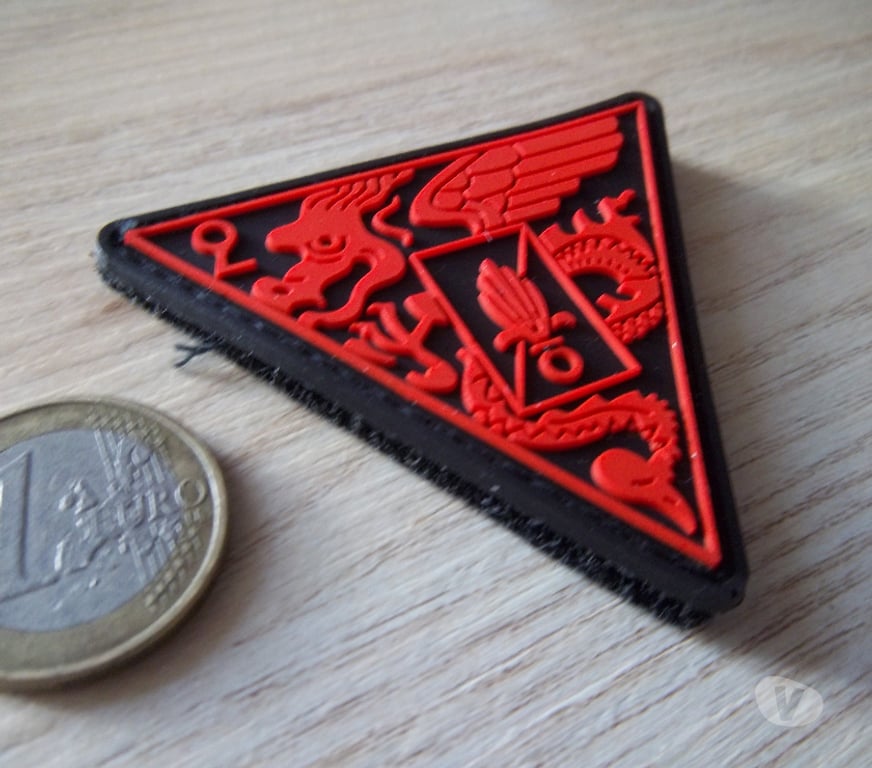 Collection Manche Valognes - 50700 - Photos Vivastreet écusson PVC 2e régiment étranger de parachutistes insigne