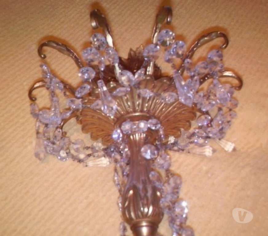 Décoration - art Rhône St Vincent de Reins - 69240 - Photos Vivastreet lustre en strass de bohème