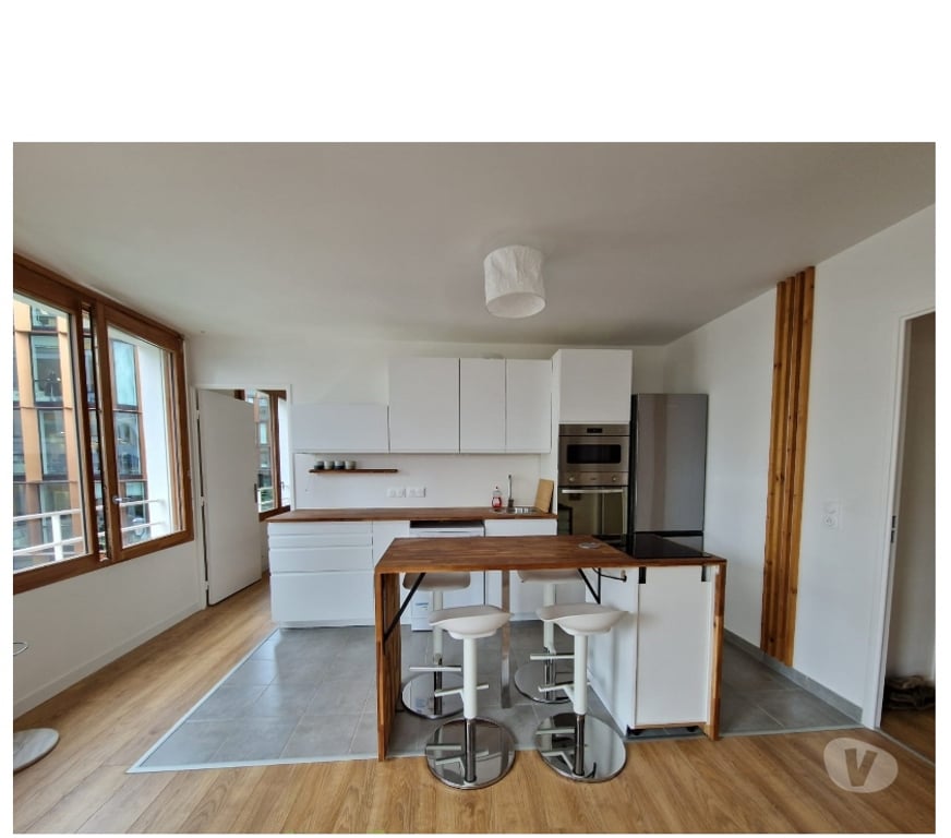 Appartement meublé Paris Paris 10ème ardt - 75010 - Photos Vivastreet F5 neuf 86 m2 entièrement meublé. DPE B.Coloc OK