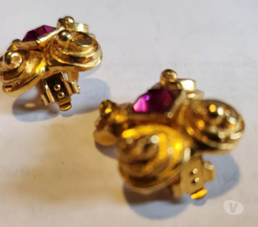 Bijoux occasion Gironde Bordeaux - Photos Vivastreet BO Carrée dorée strass fuchsia LANVIN occasion