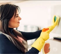 Cherche femme de ménage spéciale