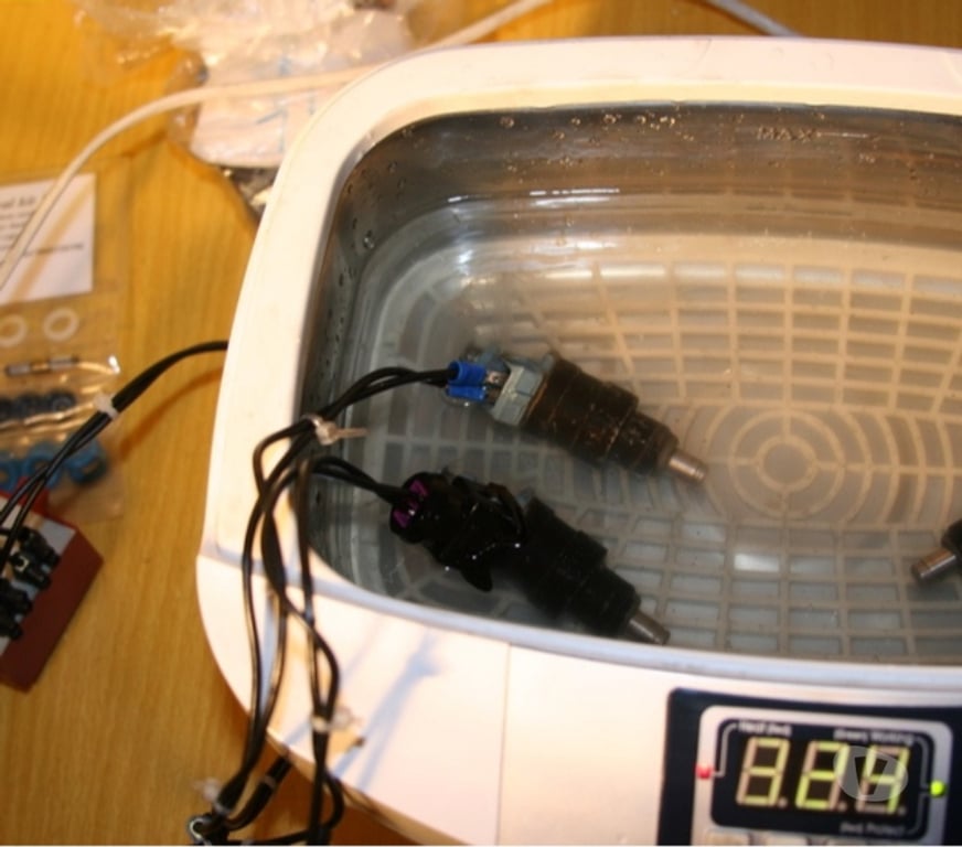 Pièces et services auto Isère Cremieu - 38460 - Photos Vivastreet Nettoyage des injecteurs à l’ultra son actif