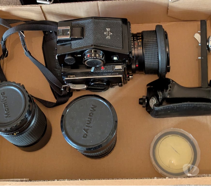 Photo - Video - Son Hauts-de-Seine Clamart - 92140 - Photos Vivastreet Vends appareil photo argentique Mamiya 645 1000S