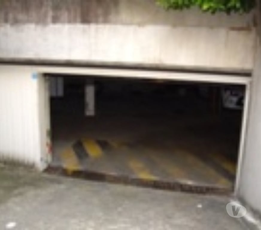 Parkings - Garages Rhône Villeurbanne - 69100 - Photos Vivastreet Location Garage parking Villeurbanne.