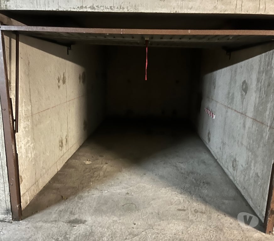 Vente Parking Rhône Lyon - Photos Vivastreet Garage fermé à vendre