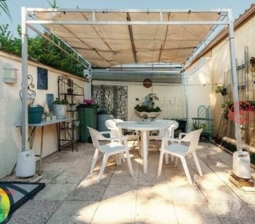  Hérault Vias - 34450 - Photos Vivastreet Table 4 chaises de jardins