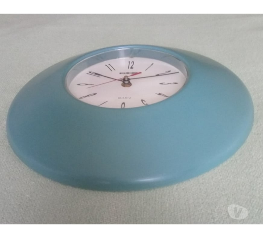 Décoration - art Seine-Saint-Denis La Courneuve - 93120 - Photos Vivastreet Pendule murale Excel