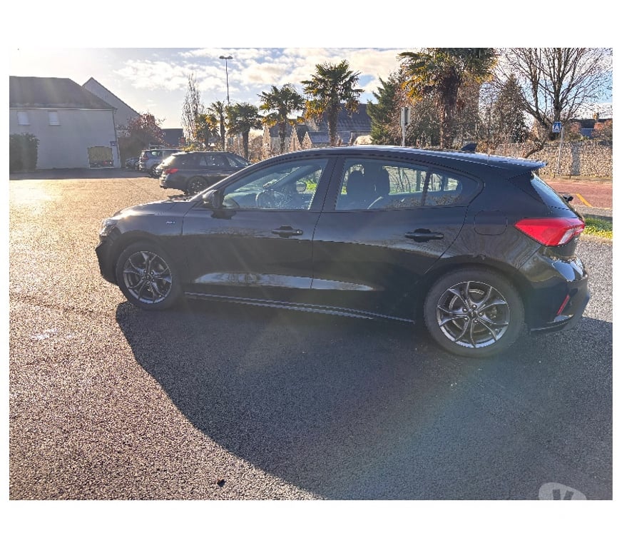 Voiture d'occasion Manche Blainville sur Mer - 50560 - Photos Vivastreet Ford Focus ST Line 2021 GARANTIE 12 MOIS