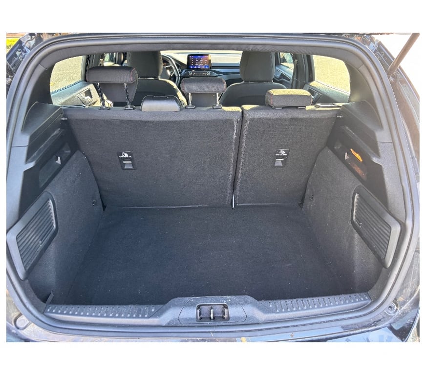 Voiture d'occasion Manche Blainville sur Mer - 50560 - Photos Vivastreet Ford Focus ST Line 2021 GARANTIE 12 MOIS