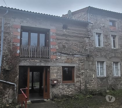 Vente Maison Domaize Puy-de-Dôme - Photos Vivastreet Authentique maison en pierre à fort potentiel