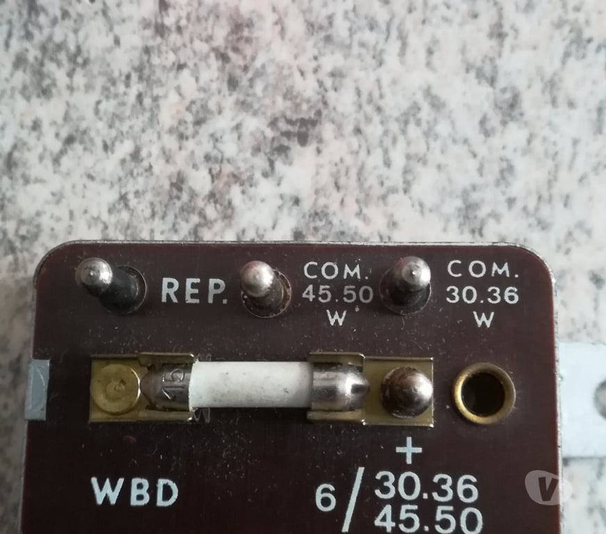 Pièces et services auto Aisne Aulnois sous Laon - 02000 - Photos Vivastreet Centrale de clignotant 6 volts Scintilla