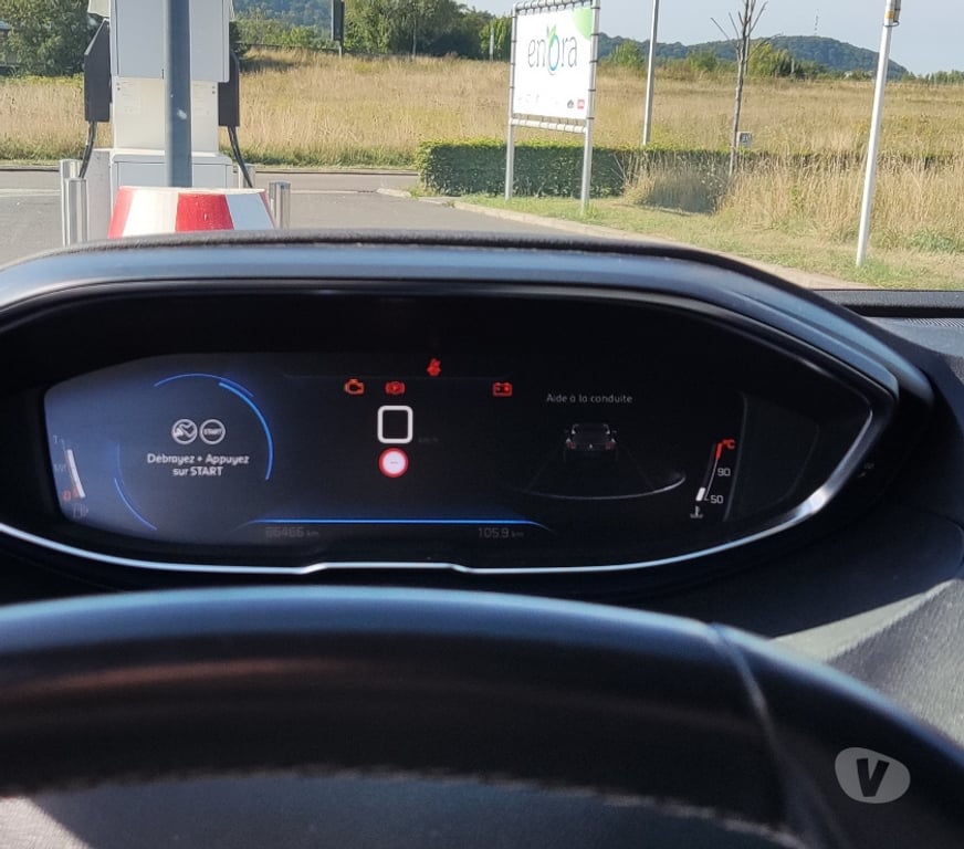 Voiture d'occasion Meurthe-et-Moselle Herserange - 54440 - Photos Vivastreet PEUGEOT 3008 (2) 1,5 HDi 130cv S&S Allure